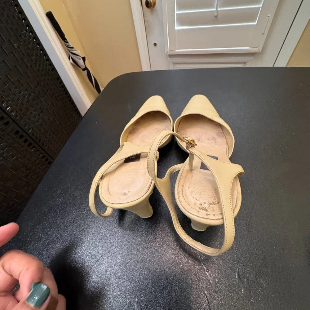 Bally size 8.5  slingback shoes